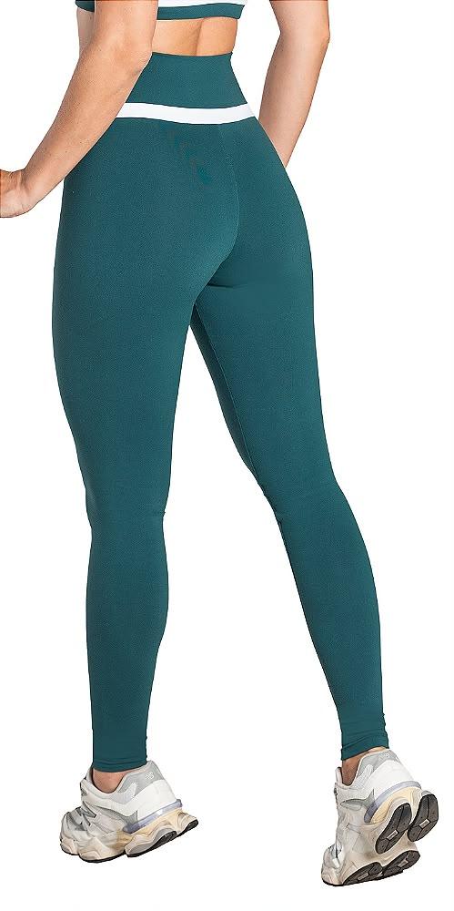 Conjunto Legging Fit Recorte + Top Fit Recorte 12